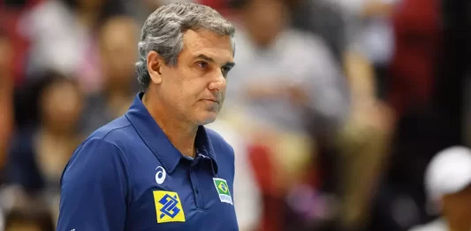 Quem é o técnico da seleção Brasileira de vôlei feminino